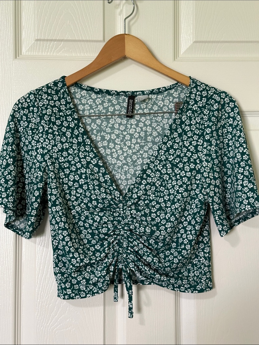 Divided by H & M floral top